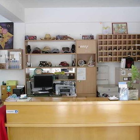 Renos Hotel Apts Polis Bagian luar foto